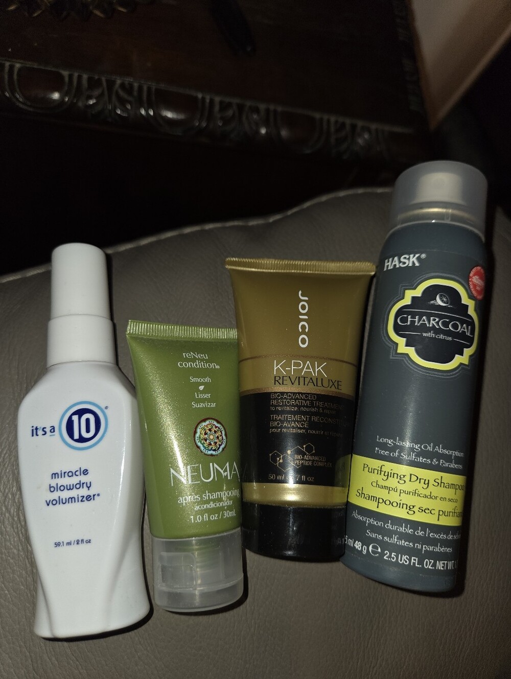 Makeup Bag With Samples - Picture 2 of 5